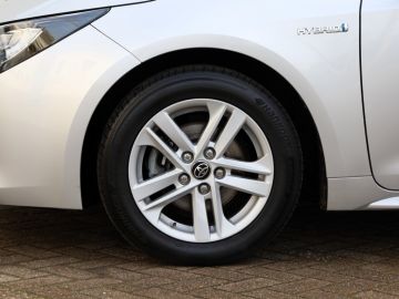 Toyota Corolla Touring Sports